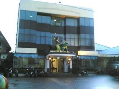 Serena Hotel