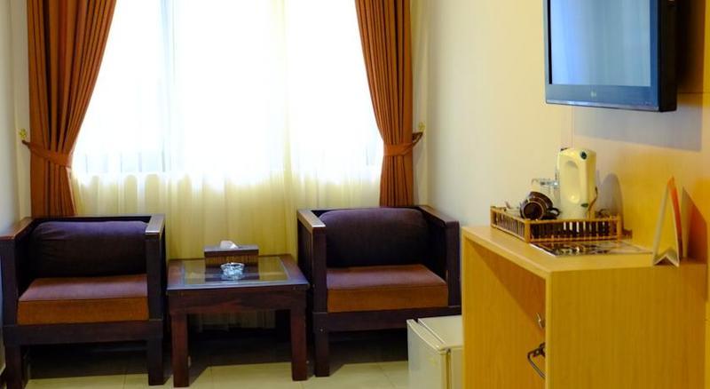 Hotel Serena 2*